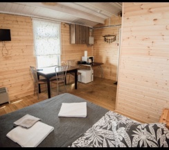 Коттедж №7 для 2х гостей в Пикник
