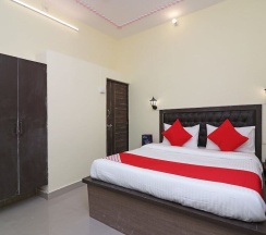 Двухместный номер Standard двуспальная кровать в OYO 17171 Sandhya Guest House