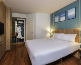 Четырёхместный номер семейный в ibis Samui Bophut