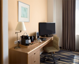 Номер Executive с двуспальной кроватью и софой в Novotel Москва Центр