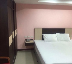 Трёхместный люкс в AA Pattaya Ville