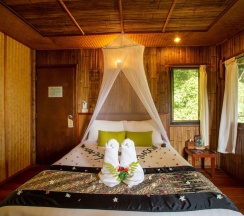 Бунгало с балконом и с видом на сад в Railay Garden View Resort