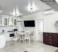 Квартира с видом на море на улице Ленина 172 Б в Лариса by Viva Hotels Group