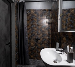 Двухместный номер с видом на бухту в Bay house