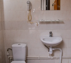 Двухместный стандарт с 2 кроватями в Базилик