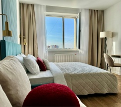 Стильные апартаменты на 11 этаже в Призма