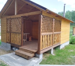 Дом с террасой в Лунный свет