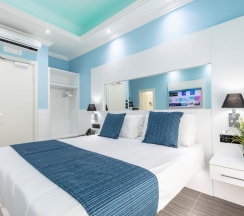 Двухместный номер Deluxe двуспальная кровать в THE ONE Boutique Hotel & SPA Rome