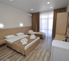 Корпус Андорра Стандарт Плюс в Family Pride Inn Прайд