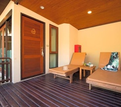 Коттедж Deluxe с красивым видом из окна в Tup Kaek Sunset Beach Resort