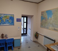 "Лесная сказка", комфорт, четырехместная, односп. кровати, ТВ, WiFi, декор, общие удобства, 18 кв/м, 1 этаж в Саблино