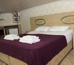 Семейный мансардный номер в Galla