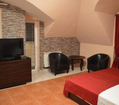 Полулюкс Deluxe в Bon Bon Hotel