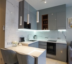 Люкс с отдельной спальней и видом на горы в The white residence