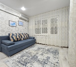 Апартаменты c 1 комнатой с балконом в Квартира Khadi Home рядом Александро-Мариинская больница