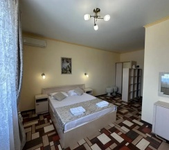 Двухместный номер Standard с балконом и с красивым видом из окна двуспальная кровать в Аврора Хиллс