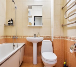 1-комнатные апартаменты улучшенные с 1 односпальной и 2 двуспальными кроватями в Ваш Комфорт Апарт на улице Дмитрия Благоева