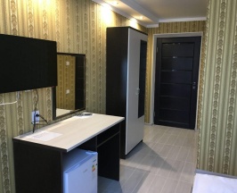 Комната стандарт с 1 односпальной и 1 двуспальной кроватью в Air Azov