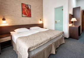 Отель Hotel Chaika в Караганде