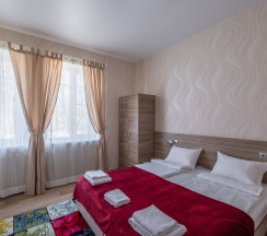 Люкс четырехместный в Start hotel