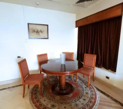 Двухместный люкс Deluxe (двуспальная кровать) в Triumph Plaza Hotel