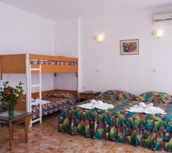 Семейный номер Standard в Sunny Varshava Hotel