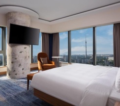 Номер полулюкс в Radisson Blu Olympiyskiy Hotel Moscow