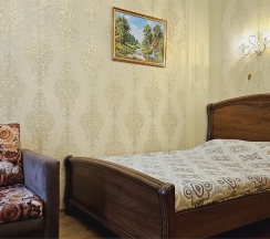 Стандарт улучшенный трехместный в Петроградская