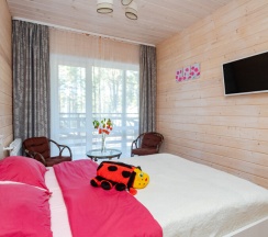 Апартаменты в доме 4, на четверых в Pine Land