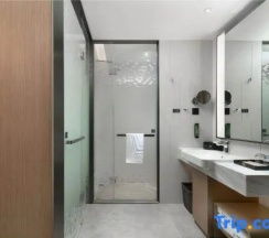 Трёхместный номер Standard в Hampton by Hilton Gu'an New Airport