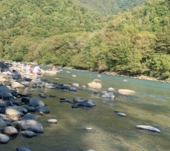 Четырёхместный номер Economy с видом на город в Ривьера