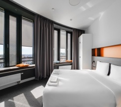 Стандарт двухкомнатный 6-местный с  2-х ярусными кроватями в Delta Sirius