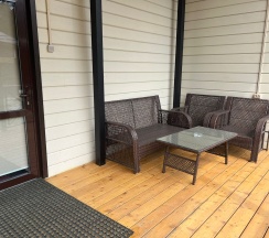 Четырехместный номер с балконом, террасой и видом на горы в Силагор