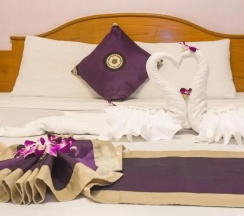 Двухместный номер Standard двуспальная кровать в "room in Guest Room - Guesthouse & Restaurant Belvedere - Central Bedroom With Ac Near Patong Beach"