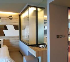 Люкс с 2 комнатами oceanfront в Tsix5 Phenomenal Hotel Pattaya
