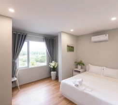 Двухместный номер Standard с видом на город двуспальная кровать в Cosmos Hotel Nha Trang