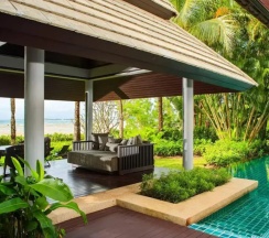 Вилла Larger с 2 комнатами oceanfront в Phuket Marriott Resort And Spa, Nai Yang Beach