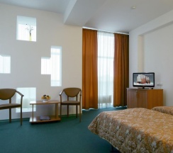 Двухместный номер с раздельными кроватями в Российские сети вещания и оповещения