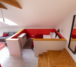 Апартаменты "Red" с террасой в Сhо