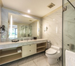 Вилла с 3 комнатами рядом с пляжем в Vinpearl Resort & Spa Nha Trang Bay