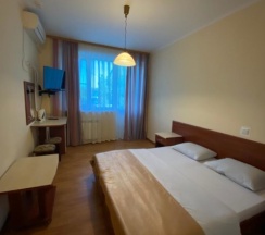 Стандартный двухместный номер с 1 кроватью или 2 отдельными кроватями в Эдельвейс