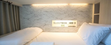 Кровать в общем номере c 1 комнатой в Sleep Box Sukhumvit 22 - Hostel