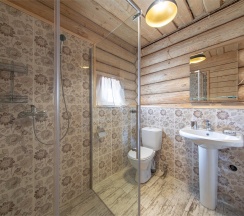 Изба категории студия в Остров