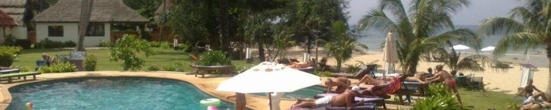 Бунгало Deluxe с балконом и с видом на море в Good Days Lanta Beach Resort