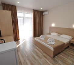 Корпус Андорра Стандарт в Family Pride Inn Прайд