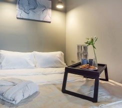 Апартаменты улучшенные с 1 двуспальной кроватью в Sky inn color