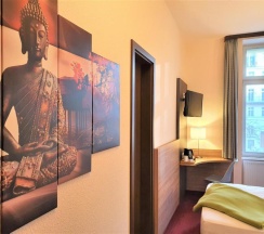 Двухместный номер Standard 2 отдельные кровати в Melarose Feng Shui Hotel