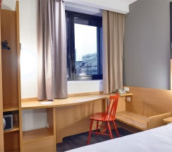 Номер Standard с двуспальной кроватью в Ibis Krasnoyarsk Center