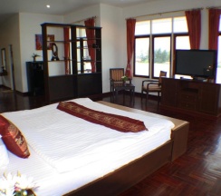 Двухместный люкс двуспальная кровать в Ao Thai Resort