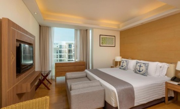 Люкс Penthouse Pool с 3 комнатами в Splash Beach Resort 